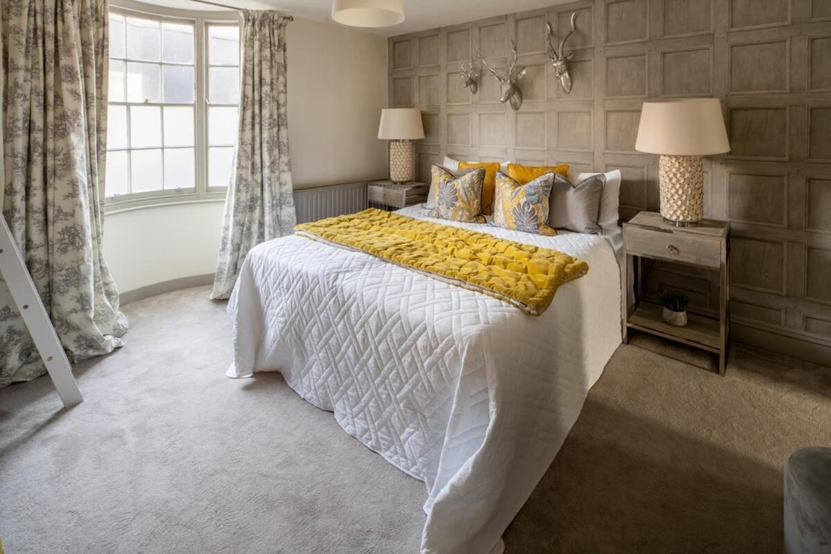Host & - The Charles Street House Holiday home